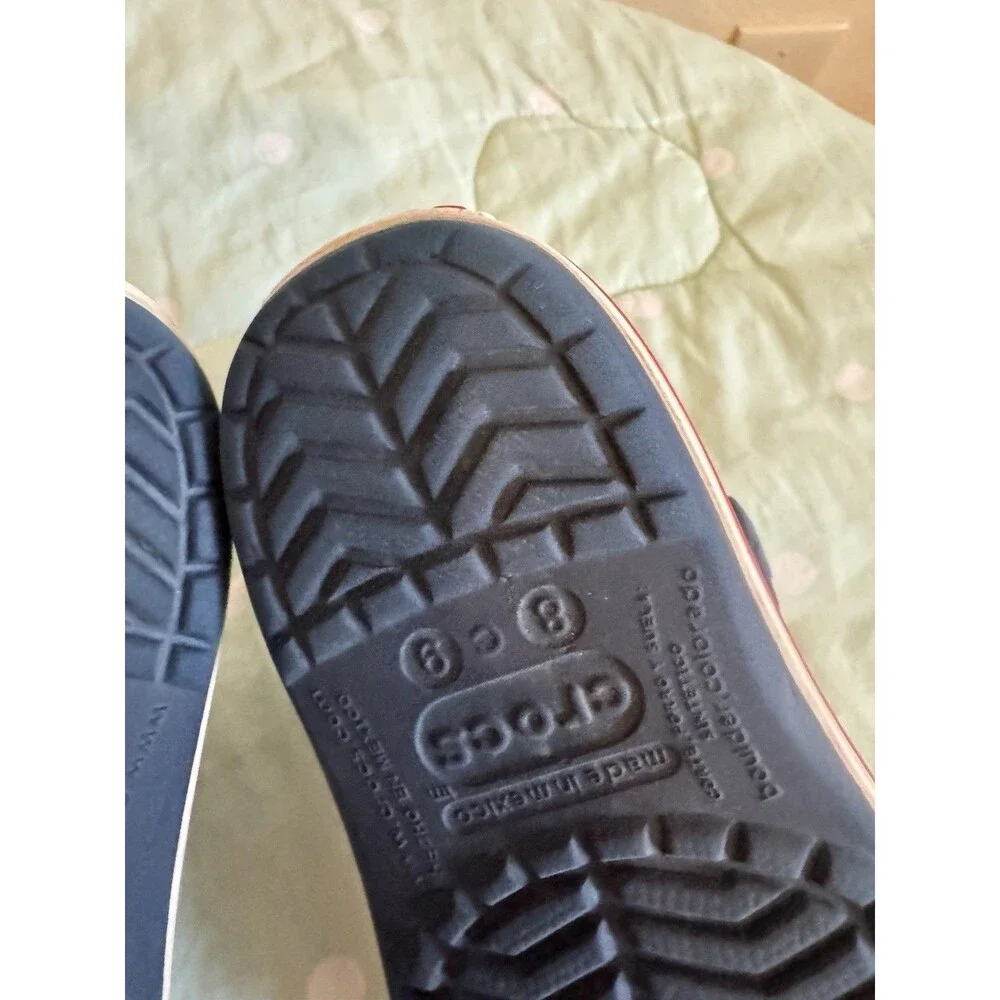Crocs Classic Unisex Kids Clogs - Size 8/9 Navy Blue